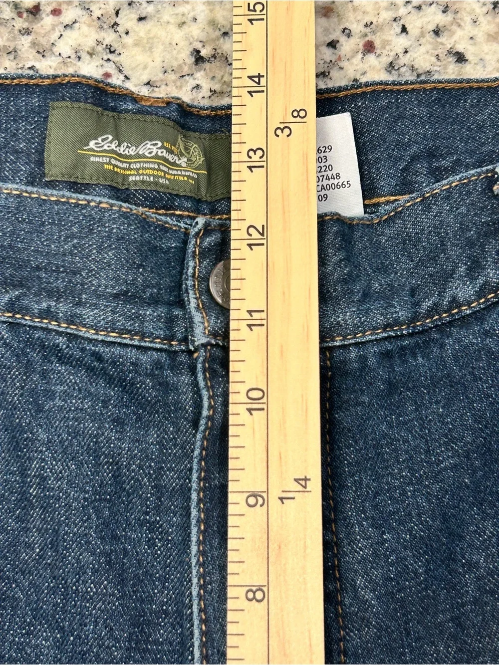 Eddie Bauer Premium Denim Relaxed Blue Plaid Flannel Lined Blue Jeans 38/30 Men